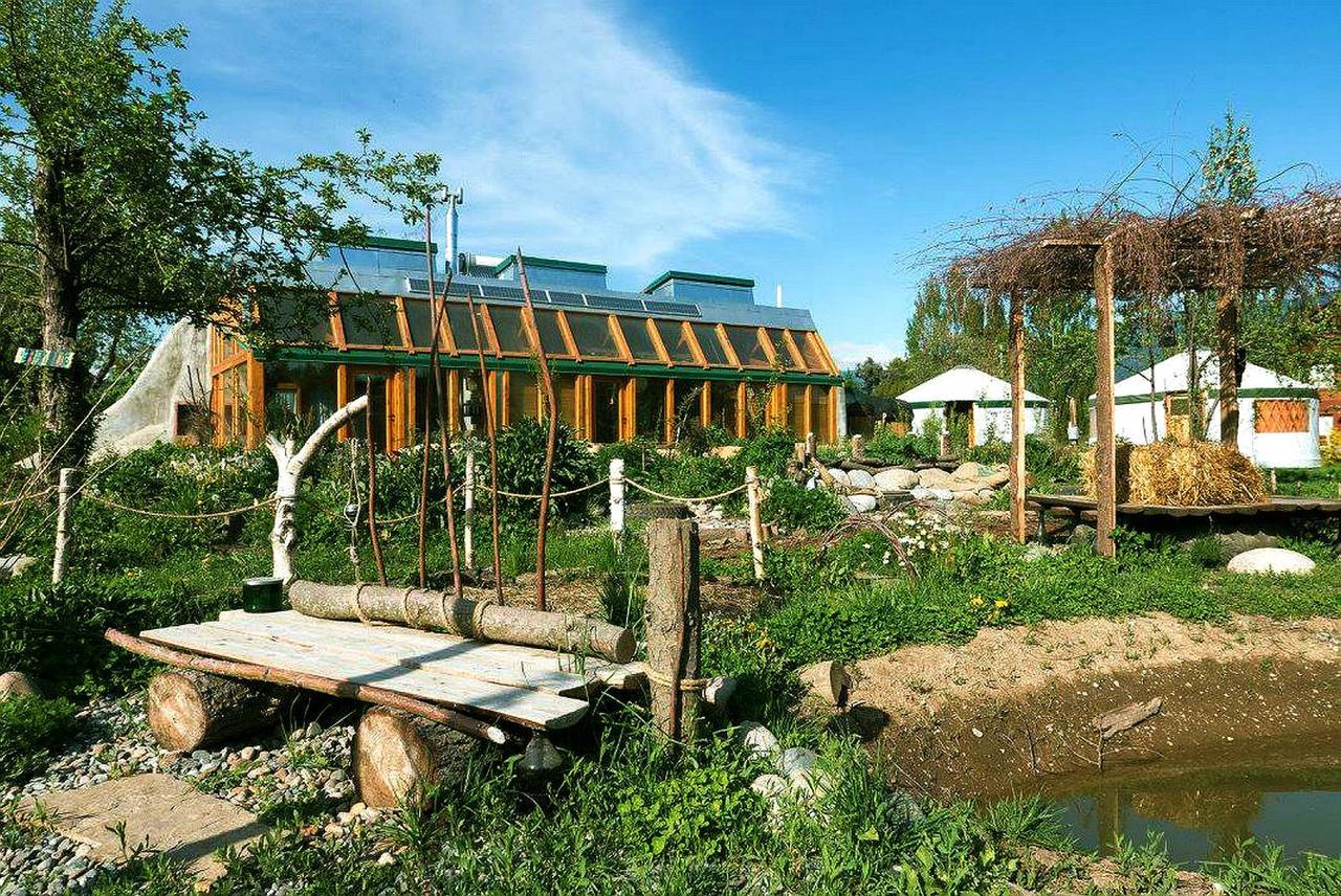 Earthship Patagonia Eco Accommodations El Bolsón Eksteriør billede